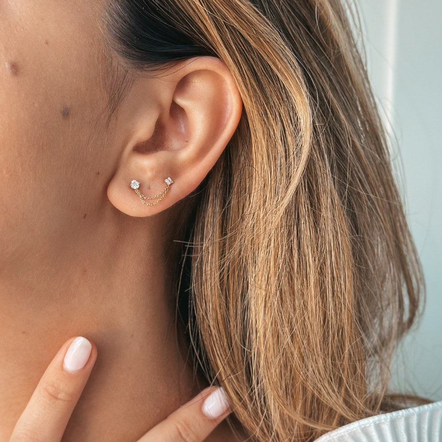 Zlaté náušnice Double Chained Stones - Indira