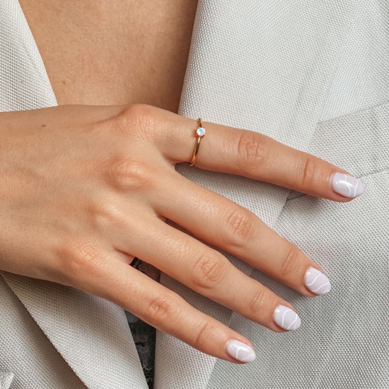 Stříbrný prsten Birthstone Golden Červen - Měsíční kámen - Indira