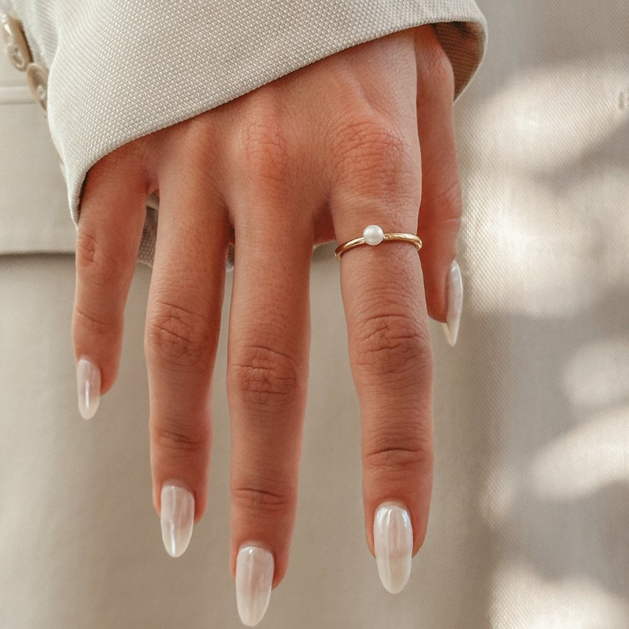 Prsten ze stříbra Golden Pearl Solitaire - Indira