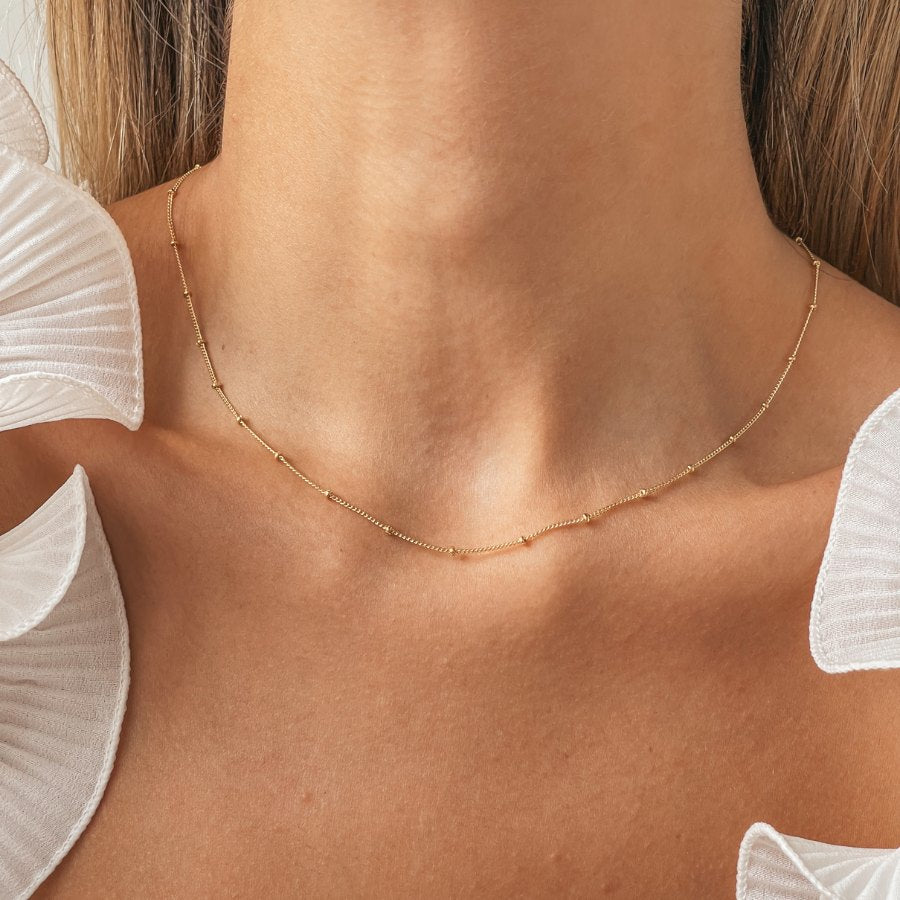 Stříbrný náhrdelník Golden Beaded - Indira