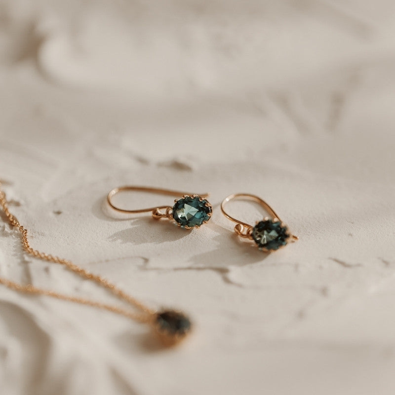 Stříbrný náhrdelník Golden Serene - Topaz Blue London - Indira