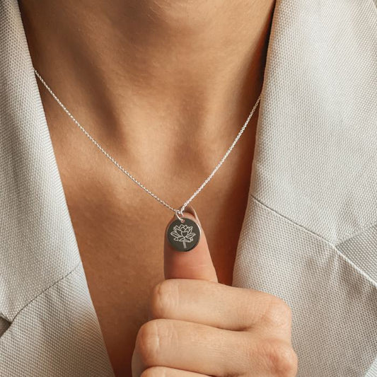 Stříbrný náhrdelník Birth Flower Silver - Červenec Lotus - Indira