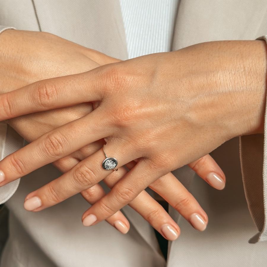 Stříbrný prsten Birth Flower - April Daisy - Indira