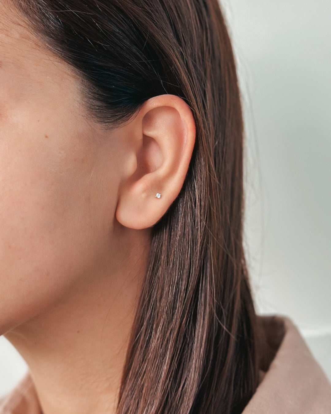 Piercingové náušnice z žlutého zlata Simple Shine - Zirkon - Indira