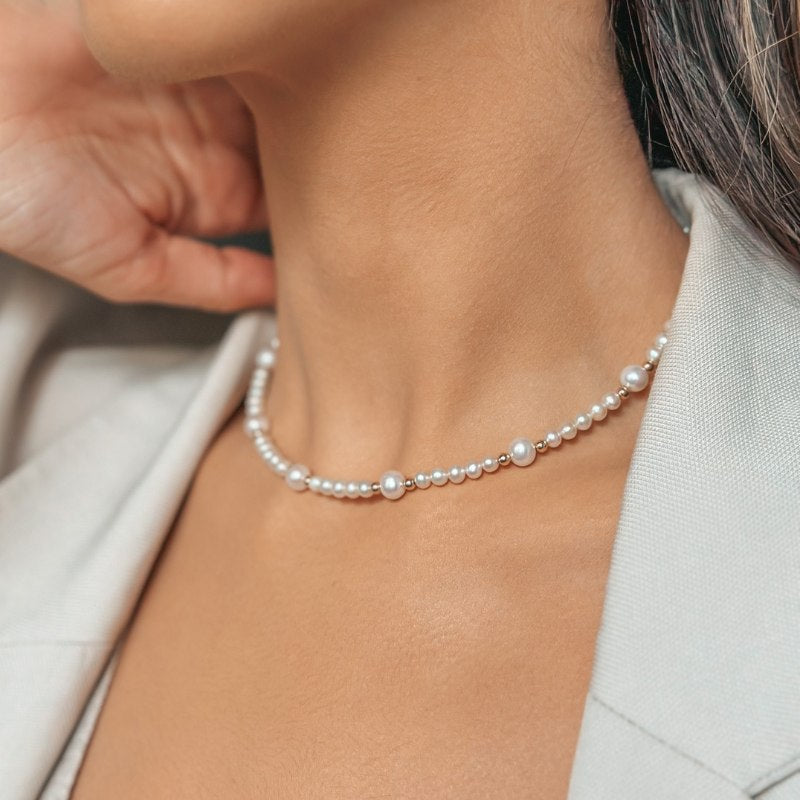 Zlatý náhrdelník Meghan - Přírodní perly - Indira