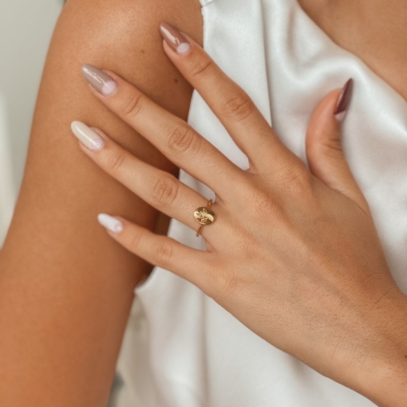 Stříbrný prsten Birth Flower Golden - Prosinec Cesmína - Indira