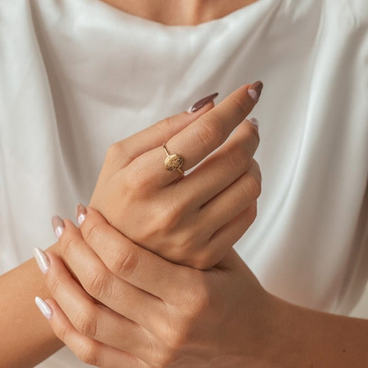 Stříbrný prsten Birth Flower Golden - Březen Narcis - Indira