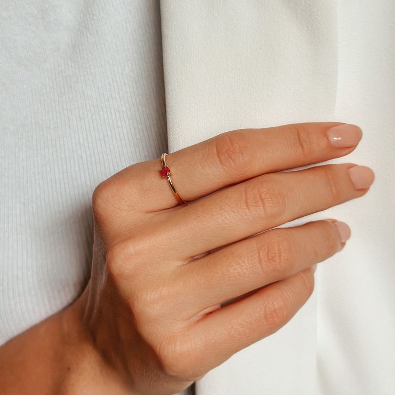 Stříbrný prsten Birthstone Golden July - Rubin - Indira