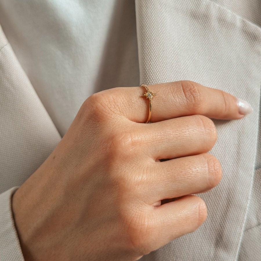 Stříbrný prsten Golden Hera - Zirkon - Indira