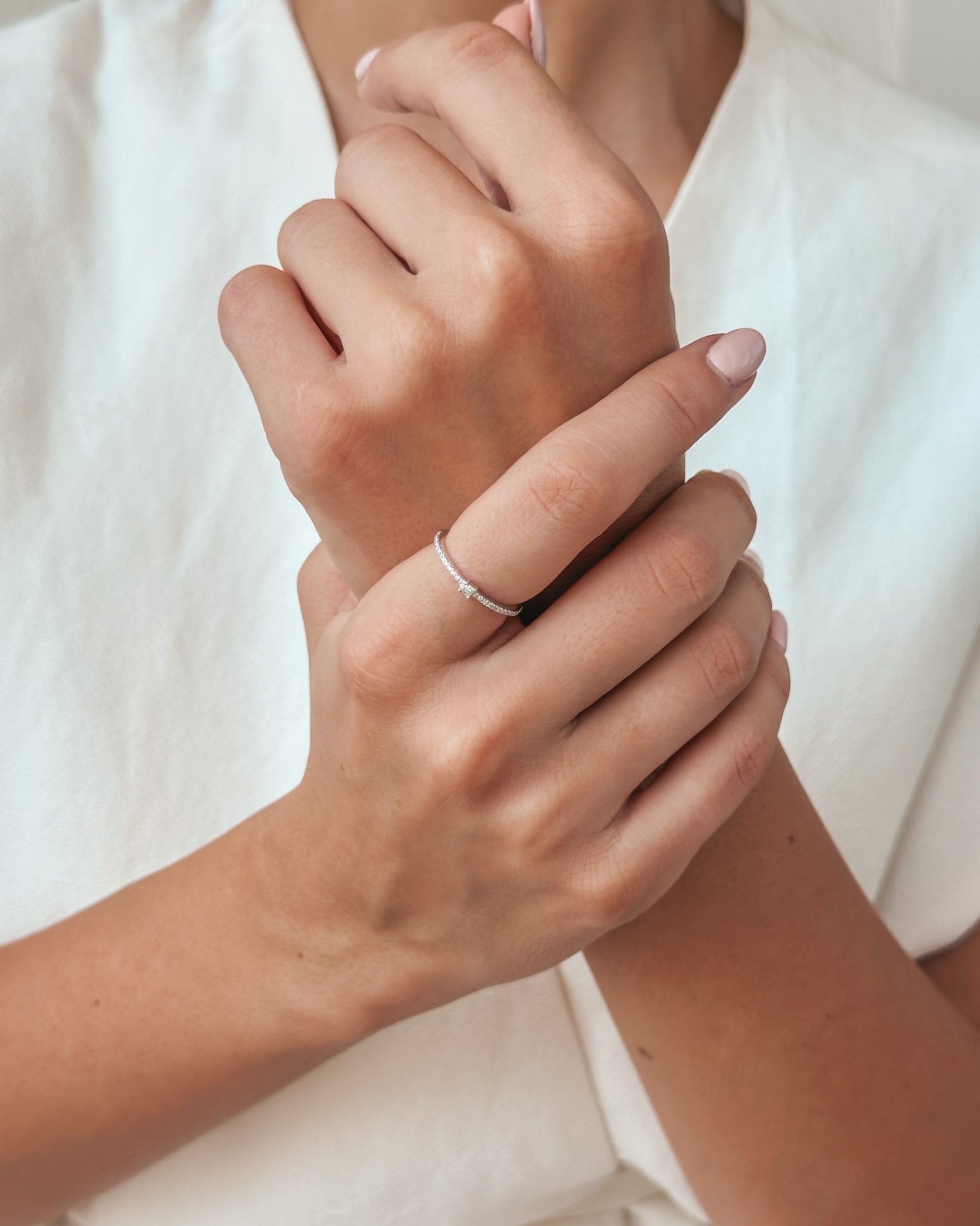 Prsten z bílého zlata Luma – Diamanty - Indira