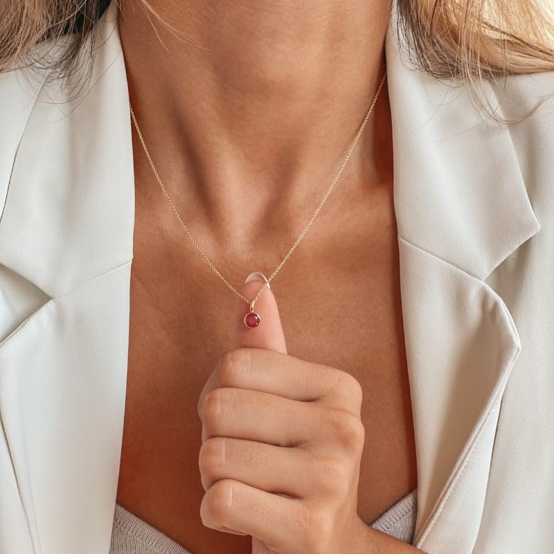Stříbrný náhrdelník Birthstone Golden July - Rubín - Indira