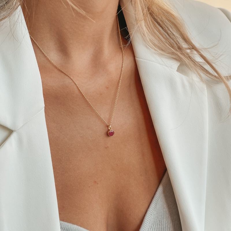 Stříbrný náhrdelník Birthstone Golden July - Rubin - Indira