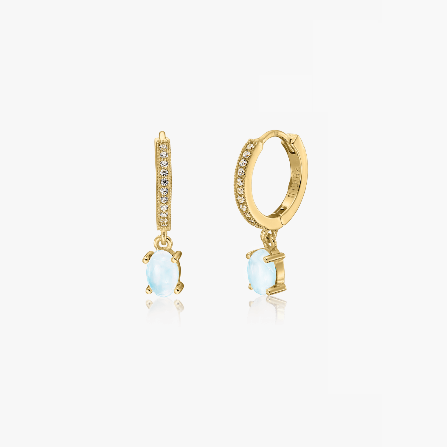 Stříbrné náušnice Golden Gem Huggies - Měsíční kámen - Indira