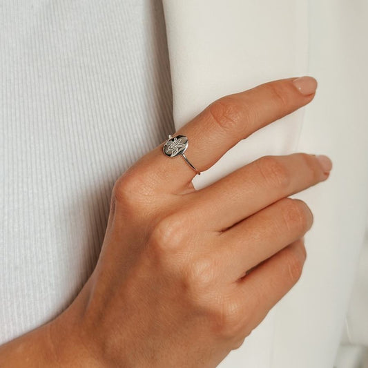 Stříbrný prsten Birth Flower - únorový iris - Indira