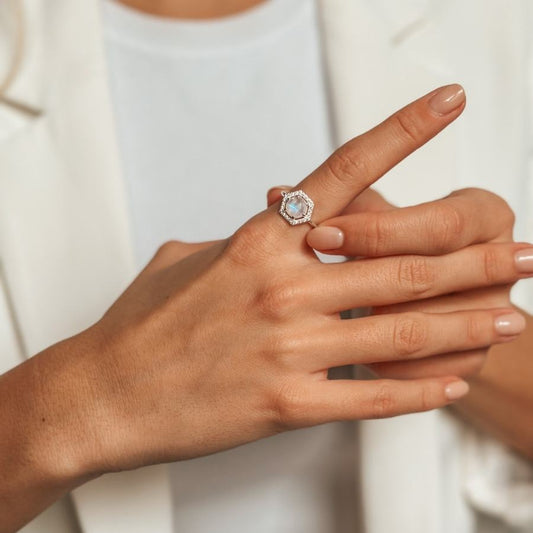 Inel din argint Lucy - Piatra lunii - Indira