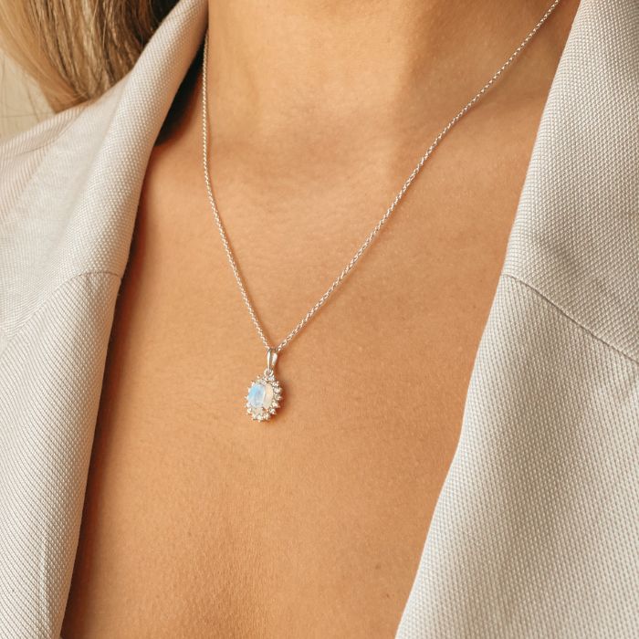 Stříbrný náhrdelník Virtue - Měsíční kámen - Indira