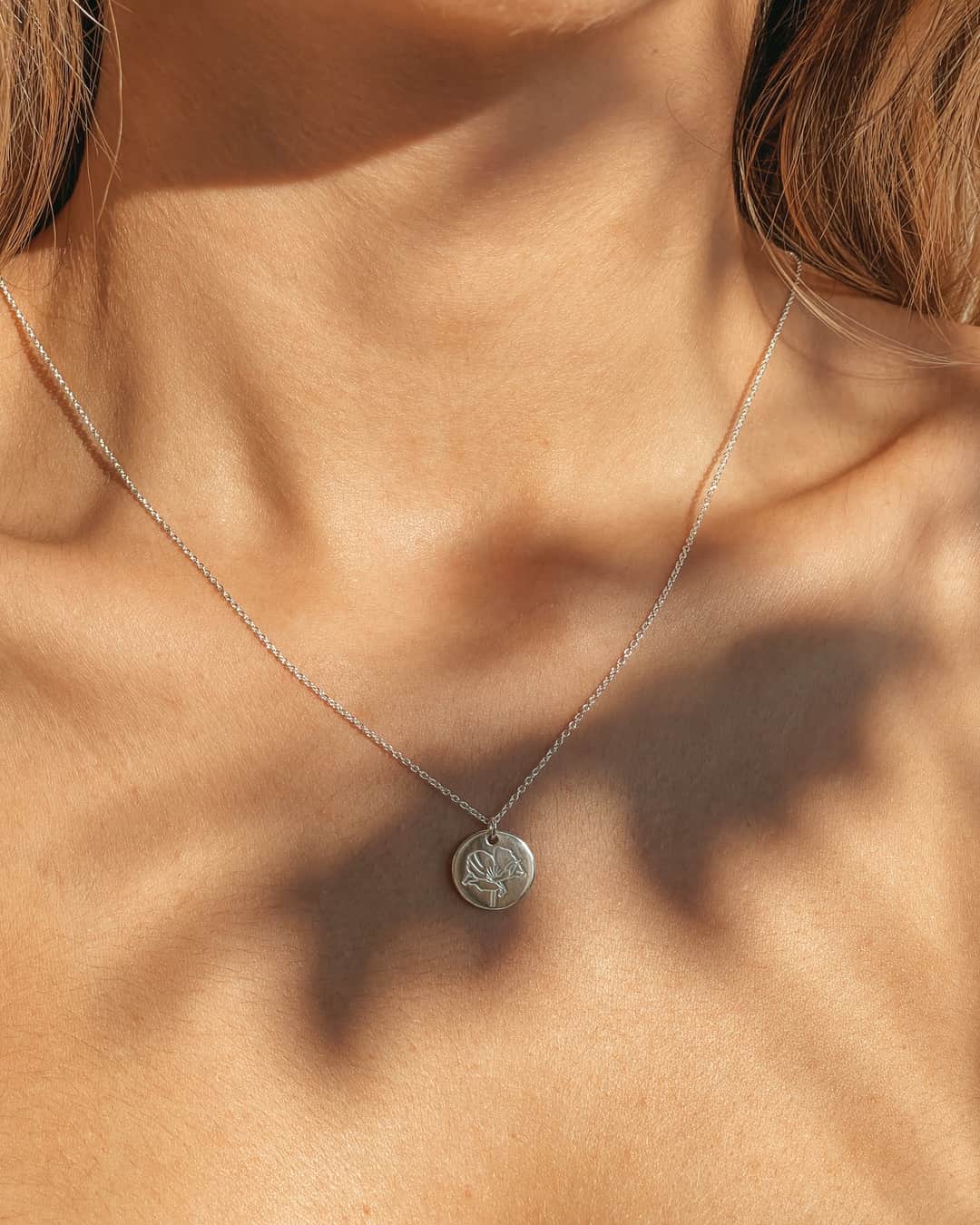 Stříbrný náhrdelník Birth Flower Silver - Srpen Mák - Indira